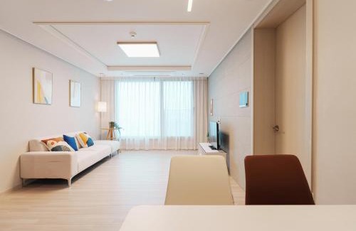 Michuhol-gu Apartment | 인천 인하대역 풀옵션 2룸 공항과 송도 가까운 고층 뷰가 멋진집