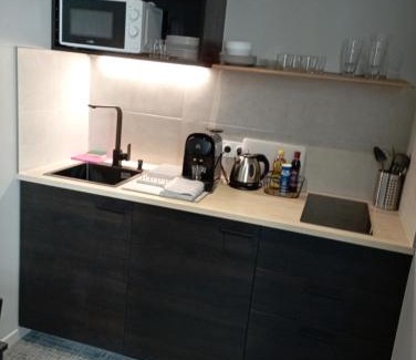 Centre Deux Apartment | 0000Le 12 studio neuf wifi app 11