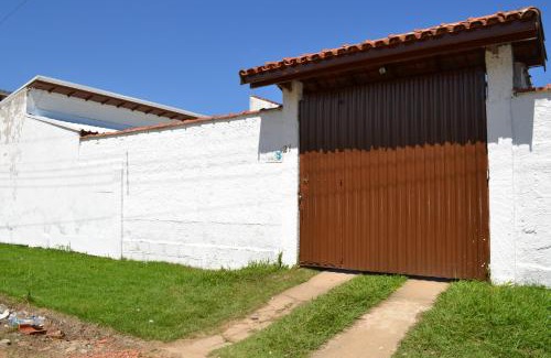 Maranduba Ski Chalet | 0006.01 - Maranduba - Chalé - 1 Dorm - 5 Pess - 3 Quadras Do Mar - Piscina Coletiva - WIFI