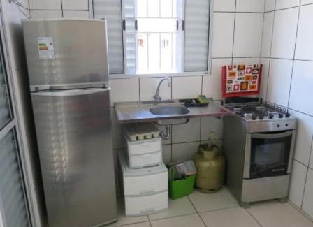 Maranduba Ski Chalet | 0006.04 - Maranduba - KitNet 1º Andar - 4 Pessoas - 3 Quadras Do Mar - Piscina Coletiva - WIFI