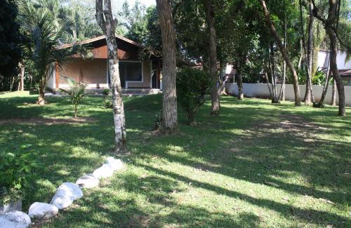 Maranduba House | 0013.00 - Maranduba - Casa - 3 Dormitórios - 16 Pessoas - 1 Quadra do Mar Do Mar