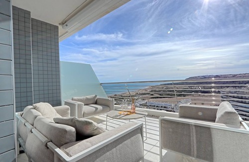 Els Arenals del Sol Apartment | 006 - Infinity View Penthouse 001 - comfortHOLIDAYS