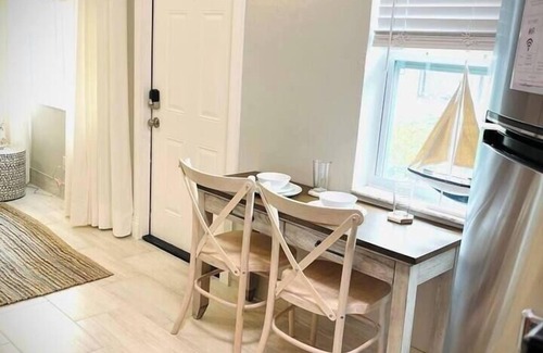 Harbordale Apartment | 01 Coastal Cute 2 Bdrm - FLL-DT-Beach
