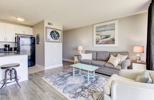 Wilmington Beach Condo | 0103 Relax You're At The Beach by Atlantic Towers