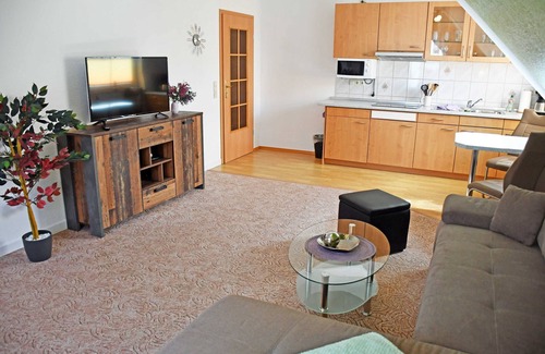 Ostseebad Baabe Apartment | 02 2-room vacation apartment between the Baltic Sea and the Bodden - Ferienwohnungen zwischen