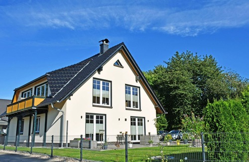 Zirkow Apartment | 02 Ferienappartement zur Granitz with balcony - Ferienwohnungen zur Granitz mit