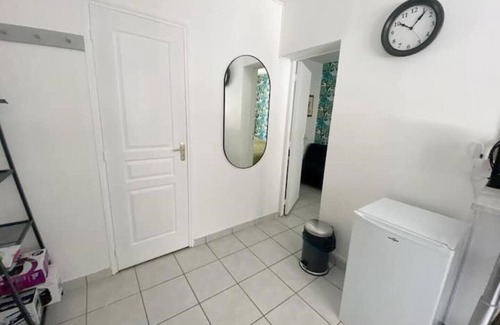 Cret de Roc Apartment | 023 CHIC & COSY F1 23m2 HYPERCENTRE JARDIN WIFI SMART TV NETFLIX