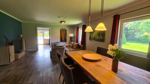 Parchtitz Apartment | 03 Blumenwiese - Hof Wiesengrund