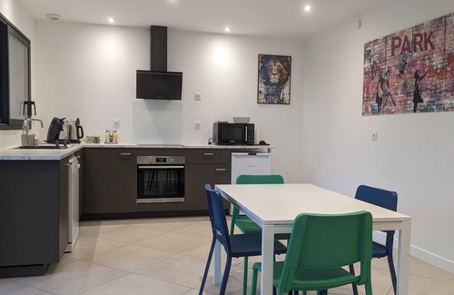 Villieu-Loyes-Mollon House | #03 Gîtes combinés modernes et confortables