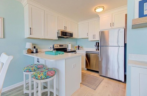Wilmington Beach Condo | 0405 My Happy Place (1-Bedroom Home) with Pool