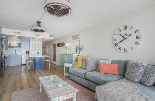 Garden City Apartment | 0407 Waters Edge Resort condo