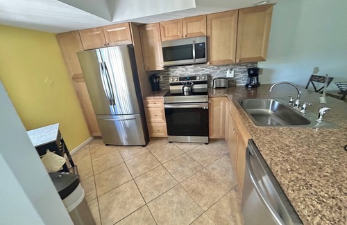 Trailer Estates Condo | 0463 - Beautiful 2 Bed/2 Bath Bradenton condo, close to beaches and IMG academy