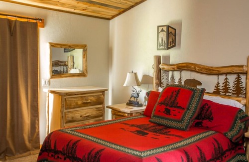 Afton Condo | 06) 1 BEDROOM CONDO - KING - Mountain Inn