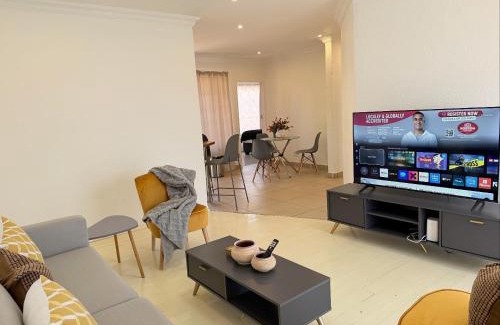 Moreleta Park Apartment | 06 Enkeldoring