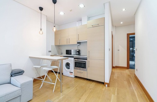 Maria Auxiliadora Apartment | 06 - Sencillo Apartamento en el Corazón de Vigo