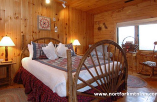 Cabins House | 07) Kings Entry Room