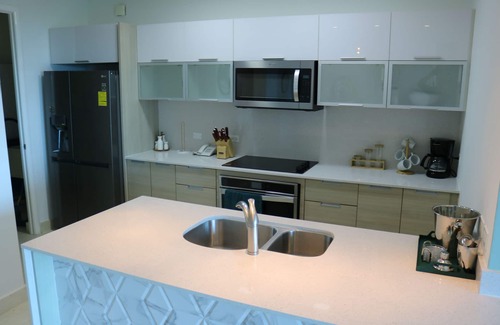 Playa Bonita Village Apartment | 08K Breathtaking Ocean Views Panama Canal