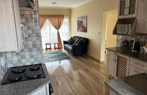 Newcastle Apartment | 08tree76nine7725