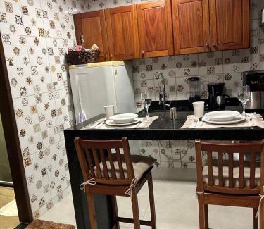 Poco Apartment | 09 Kitnet próximo da praia com ar-condicionado