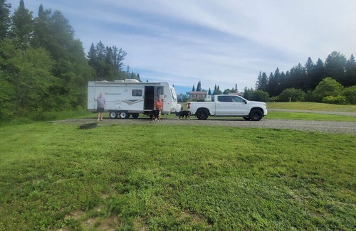 Stewartstown RV Rental | 09) The RV Campsite 5