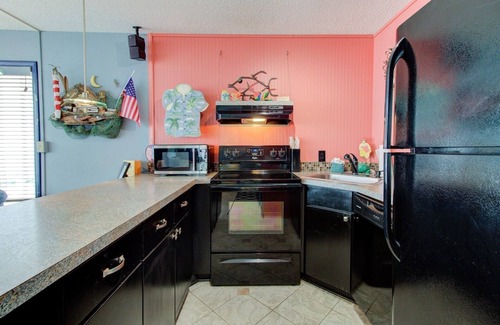 Wilmington Beach Condo | 0914 Changes In Attitude by Atlantic Towers
