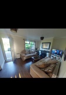 Lusk Apartment | 0ne bed house on private road