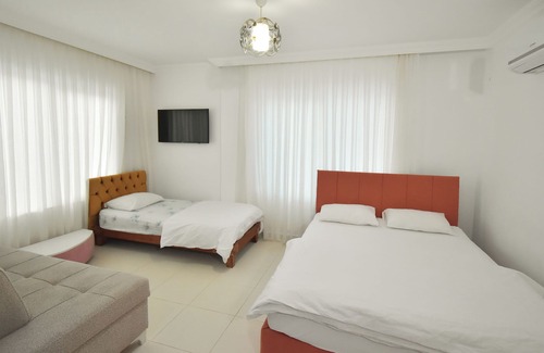 Altnkum Mahallesi Apartment | 1+0 Studio Apartment