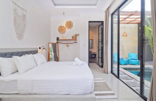 Dewi Sri Villa | #1, 1 Bedroom Private Villa in Legian/Kuta