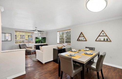 Englewood Apartment | 1 1 Bright Corner Unit Walkability & Close to Hospitals