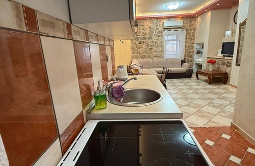 Kotor Apartment | 1+1 Casa Di Porto
