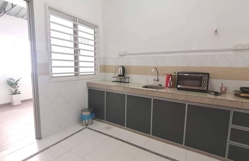 Kampung Bukit Katil House | 1-12 Pax Premium & Cozy Home !n WIFI/ASTRO/WATER DISPENSER