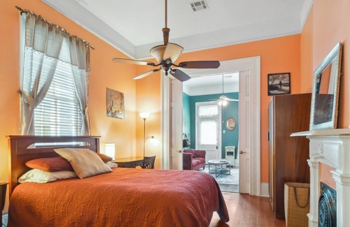 Algiers Point House | 1/2 Gingerbread Home in historic Algiers Point, New Orleans