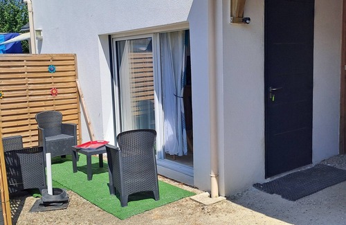 Clohars-Carnoet Villa | 1/2 House, 2 bedrooms, living room, garden. Carport Centre de clohars 💚