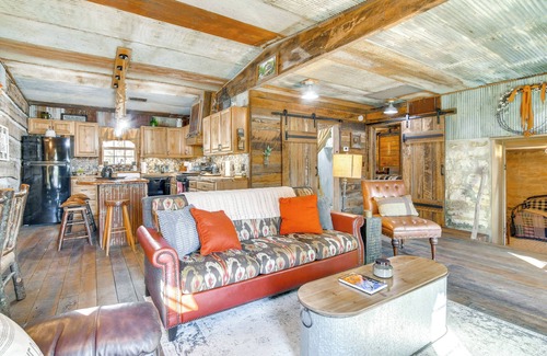 Shell Knob Cabin | 1/2-Mi to Lake: Cabin on 43 Acres in Shell Knob!