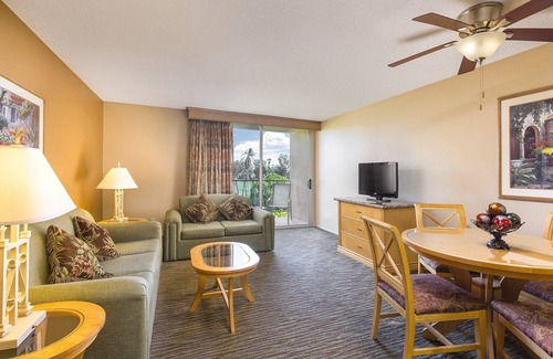 Palm Springs Resort | 1,200-acre outdoors and fun in the sun!