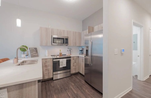 North Kansas City Apartment | 1.3 Miles To Union Station! 2 bedroom 2bath