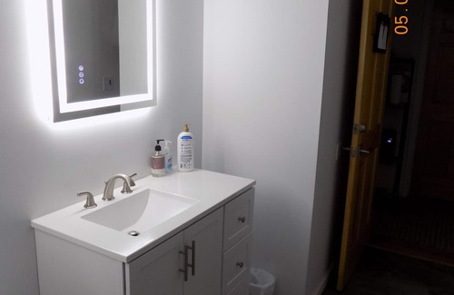 Haysi Cabin | 1–3 Private Bedrooms 1 Private Bath Private Quarters & Entrance