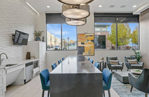 Lone Tree Apartment | 1/4 Mile from Sky Ridge Medical