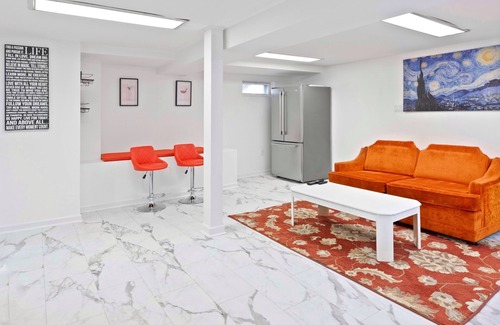 New Brunswick House | 1.5 mi to Rutgers University, RWJ, Saint Peter's, Pet Friendly, Laundry, Parking