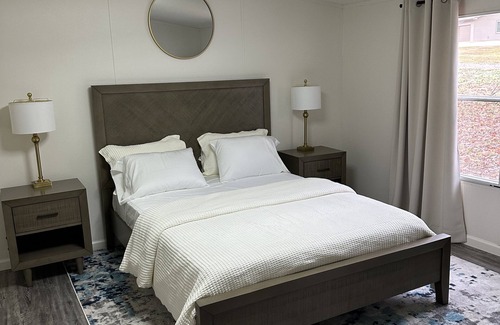 El Dorado House | 1.5 miles to Mystic Creek Golf course with outdoor patio overlooking two ponds