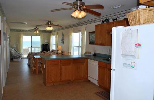 Holden Beach House | 1 Anchors Away Oceanfront