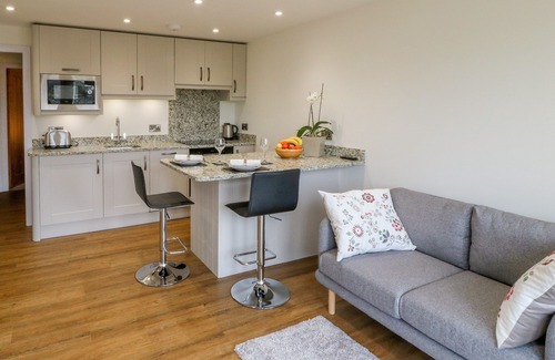 Rastrick Cottage | 1 Barn Cottages