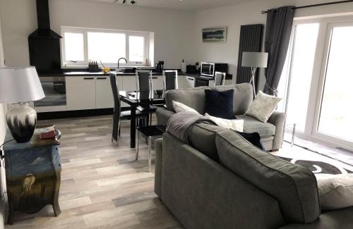 Whitchurch House | 1 Barn Cottages