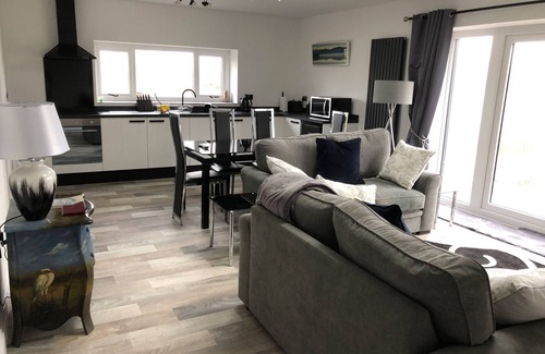 Whitchurch Cottage | 1 BARN COTTAGES, pet friendly, luxury holiday cottage in Whitchurch