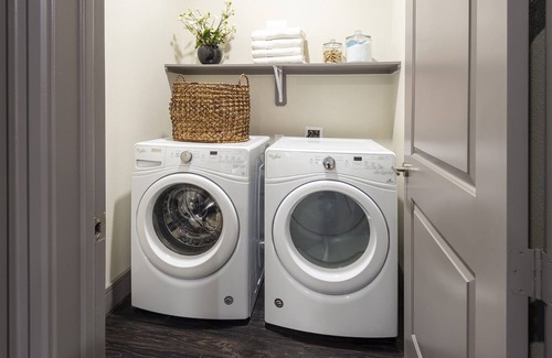 Washington Ave./ Memorial Park Apartment | 1 Bd 1 Bath Apt in Houston Tx near Washington Ave