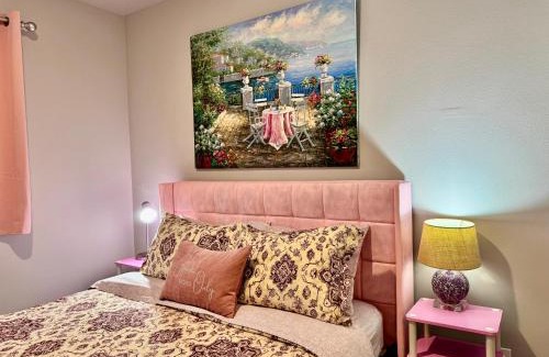 South Delridge Apartment | 1 BD Apartment with 2 Extra Sofa Bed, air conditioning, 19 mins to SeaTac Airport & Downtown Seattle