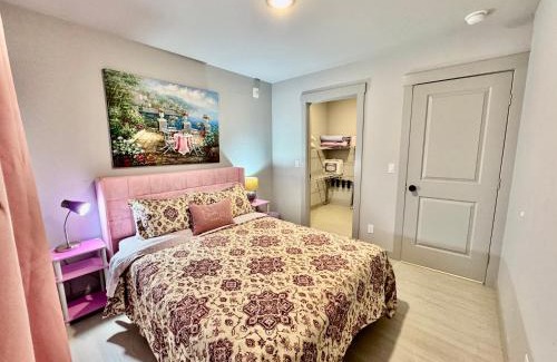 South Delridge Apartment | 1 BD Apartment with 2 Extra Sofa Bed, air conditioning, 19 mins to SeaTac Airport & Downtown Seattle