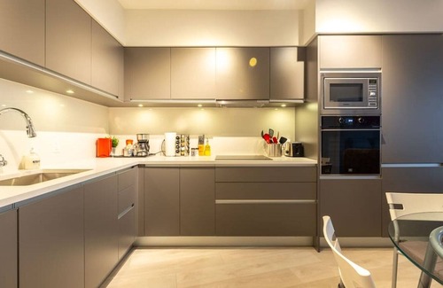 Mount Pleasant Condo | 1 Bd Penthouse with Lg Deck+Parking (30 day min)