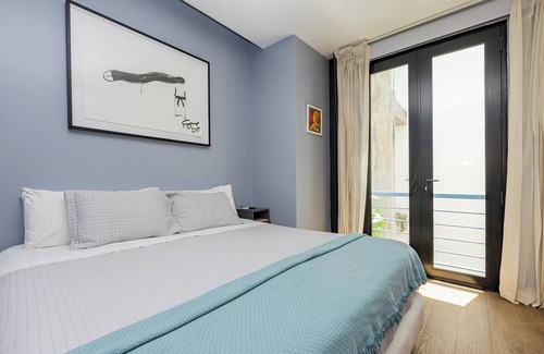 Casco Viejo Apartment | 1 bdr + 1 bthr Apt in heart of Casco Viejo w/Rooftop Pool