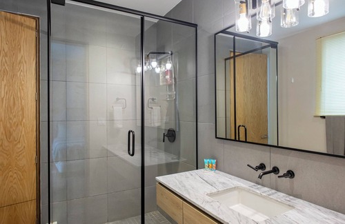 Casco Viejo Apartment | 1 bdr + 1 bthr Apt in heart of Casco Viejo w/Rooftop Pool